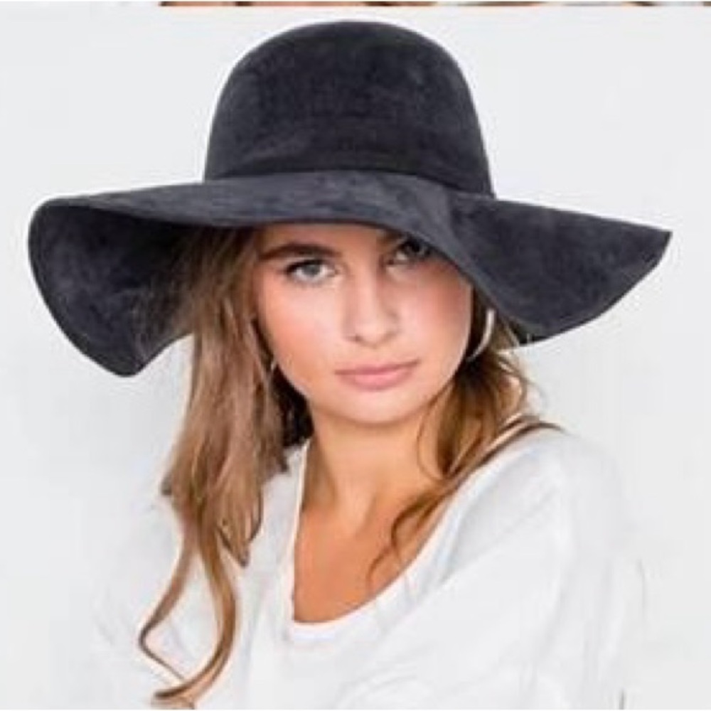 Torrid Black Floppy Hat